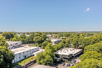 800 Forrest St NW, Atlanta, GA - VUE AÉRIENNE  vue de carte