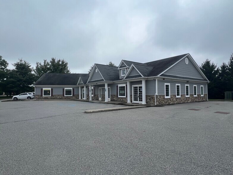 1001 Route 376, Wappingers Falls, NY à louer - Photo de l’immeuble – Image 2 sur 14
