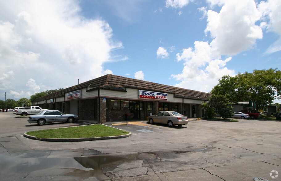 5940 Palmer Blvd, Sarasota, FL à louer - Photo de l’immeuble – Image 2 sur 5