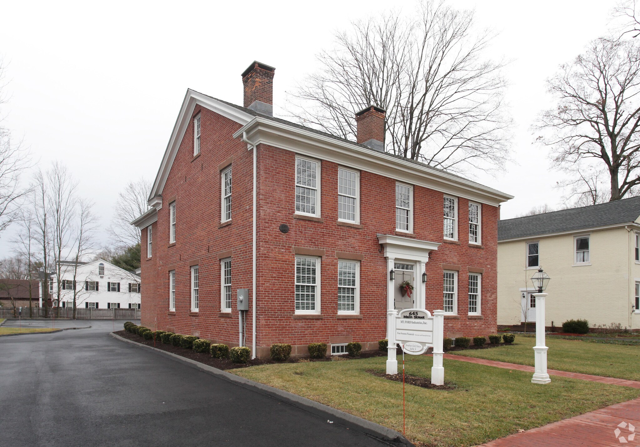 645 Main St, Somers, CT à vendre Photo de l’immeuble– Image 1 sur 6