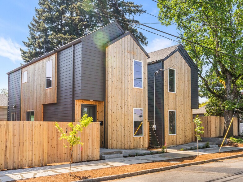 4893 NE Cesar E Chavez Blvd, Portland, OR à vendre - Photo de l’immeuble – Image 2 sur 17