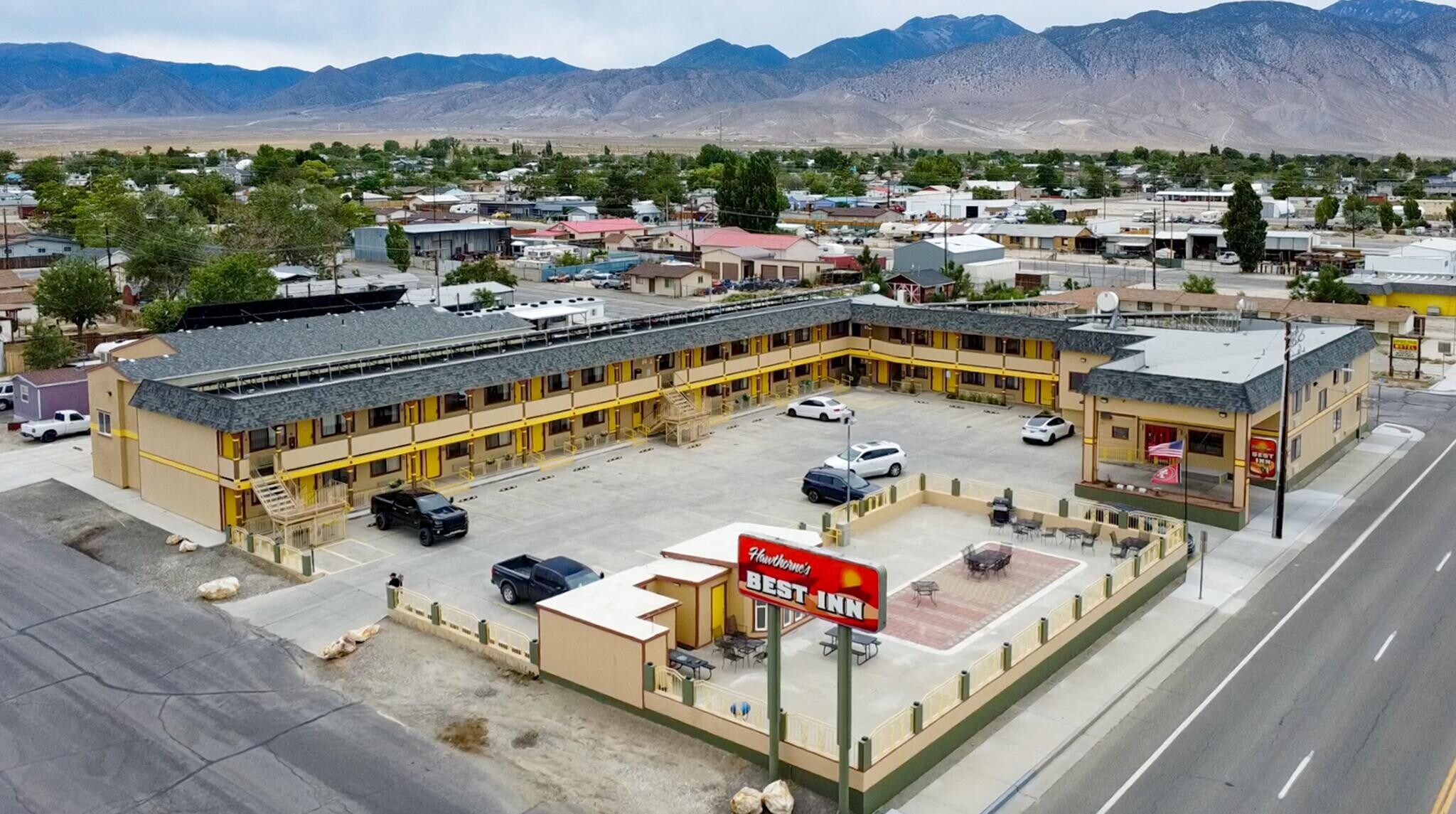 Hawthorne, NV Portfolio portefeuille de 2 biens à vendre sur LoopNet.fr Photo de l’immeuble– Image 1 sur 59