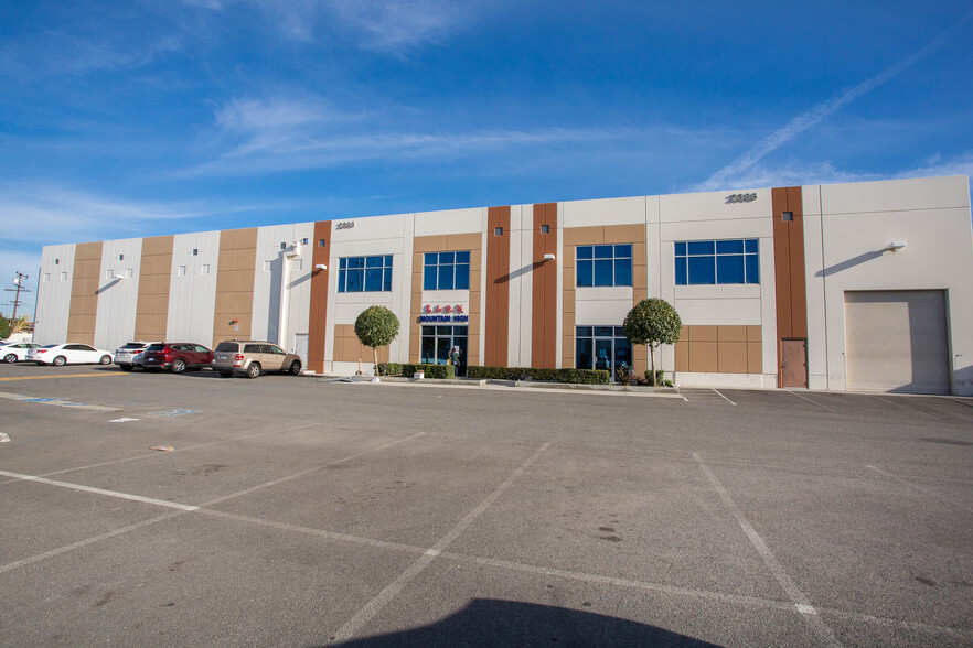 2300-2498 Peck Rd, City Of Industry, CA à louer - Photo de l’immeuble – Image 1 sur 4