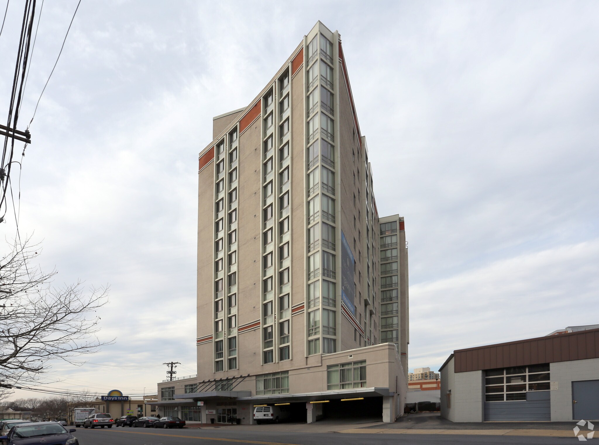 8060 13th St, Silver Spring, MD à louer Photo principale– Image 1 sur 36