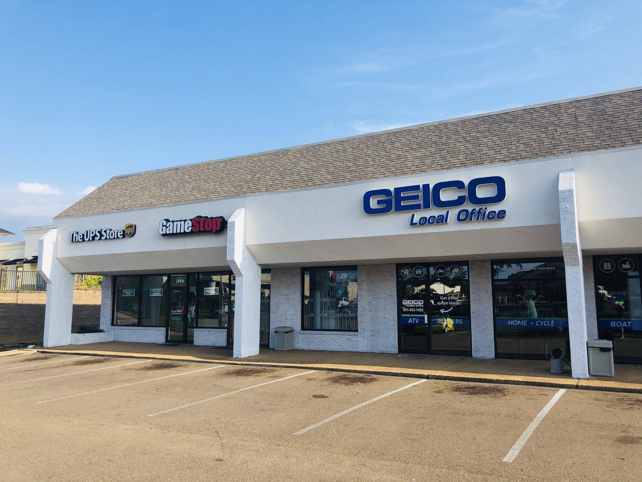 1060 E County Line Rd, Ridgeland, MS à louer Photo de l’immeuble– Image 1 sur 9