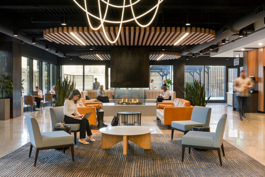 7900 Xerxes Ave S, Bloomington, MN à louer - Photo de l’immeuble – Image 2 sur 18