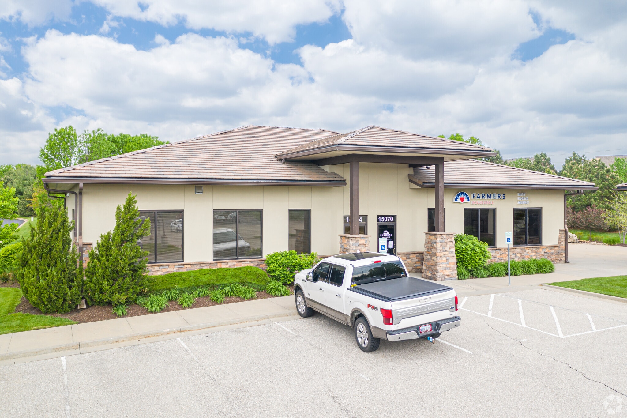 15070-15076 Antioch Rd, Overland Park, KS à vendre Photo principale– Image 1 sur 17