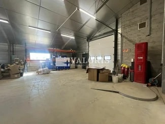 Plus de détails pour Local d’activités à vendre