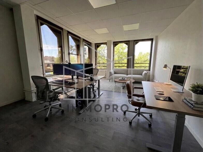 Bureau dans Rouen à louer - Photo de l’immeuble – Image 1 sur 8