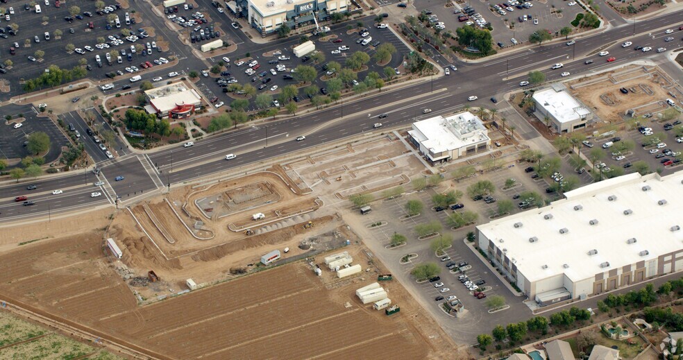 NWC Santan Village Pkwy & Williams Field Rd, Gilbert, AZ à louer - Aérien – Image 2 sur 2