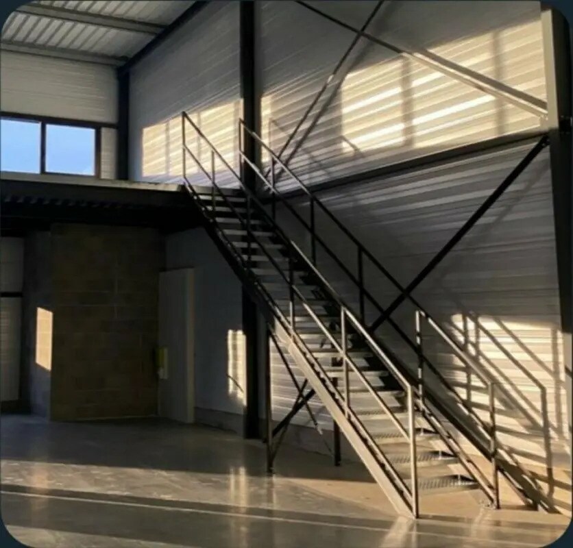 Local d’activités dans Les Abrets en Dauphiné à louer Photo intérieure– Image 1 sur 9