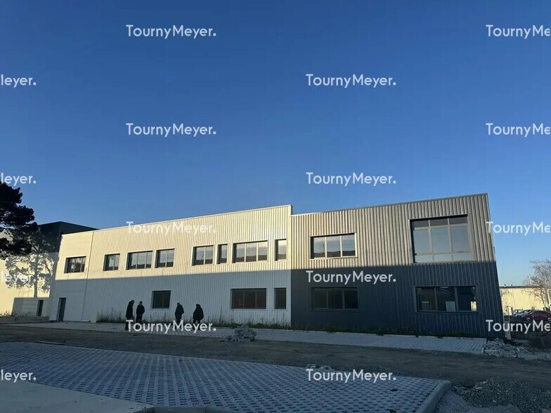 Local d’activités dans Saint-Herblain à louer - Photo de l’immeuble – Image 3 sur 5