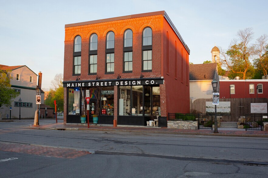 160 Front St, Bath, ME à louer - Photo principale – Image 1 sur 15