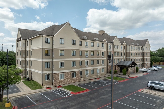 Plus de détails pour 520 I-35, Round Rock, TX - Hôtellerie à vendre
