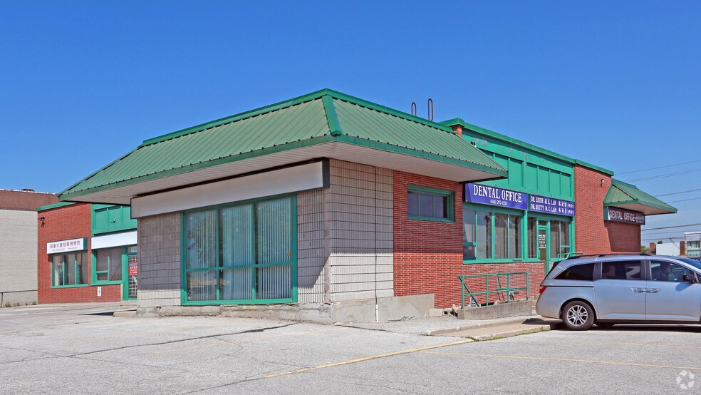 4245 Sheppard Ave E, Toronto, ON à vendre - Photo de l’immeuble – Image 2 sur 12