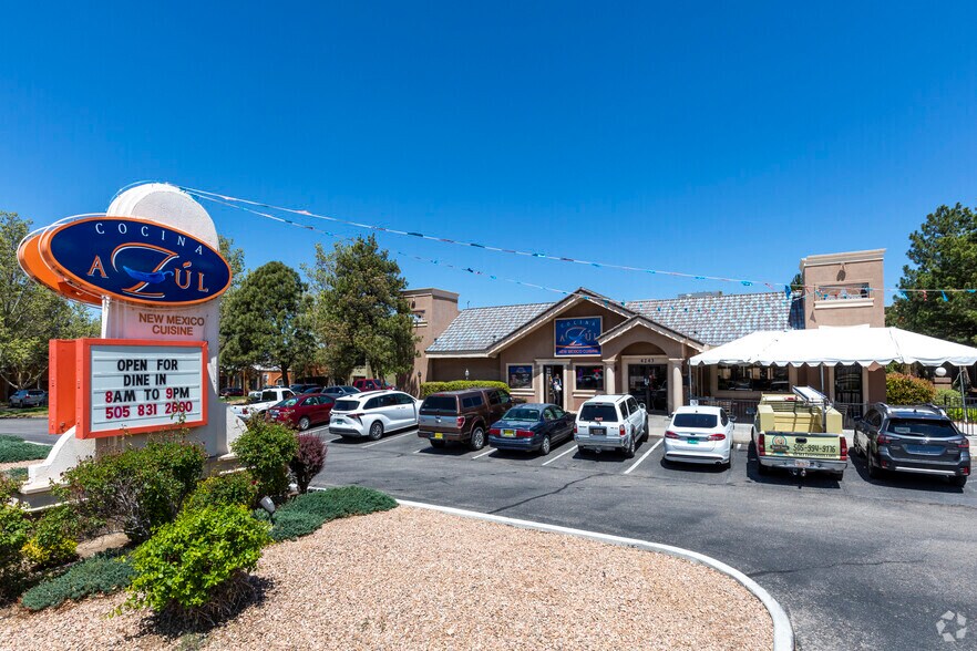 4243 Montgomery Blvd NE, Albuquerque, NM à louer - Photo principale – Image 1 sur 14