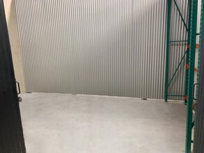 233 E Harris Ave, South San Francisco, CA à louer Photo intérieure– Image 1 sur 4