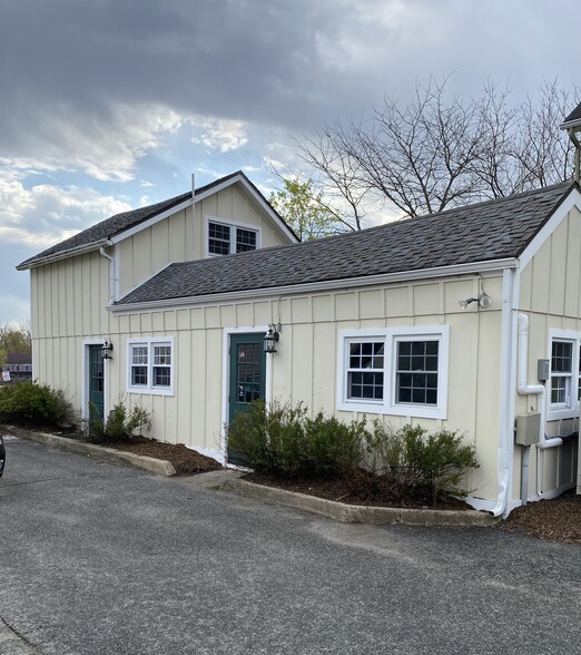 2 Hilltop Rd, Mendham, NJ à louer - Photo de l’immeuble – Image 1 sur 19