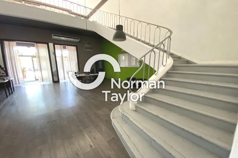 Bureau dans Montpellier à louer - Photo de l’immeuble – Image 2 sur 7