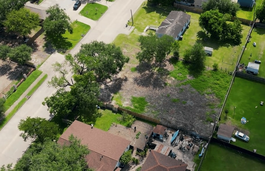 306 Present St, Stafford, TX à vendre - Aérien – Image 3 sur 6