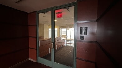 1751 Lake Cook Rd, Deerfield, IL à louer Photo intérieure– Image 2 sur 33