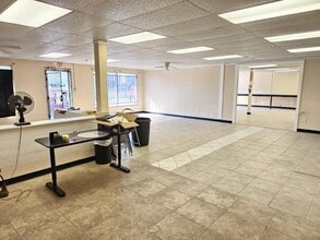 8510 C E King Pky, Houston, TX à louer Photo intérieure– Image 2 sur 4