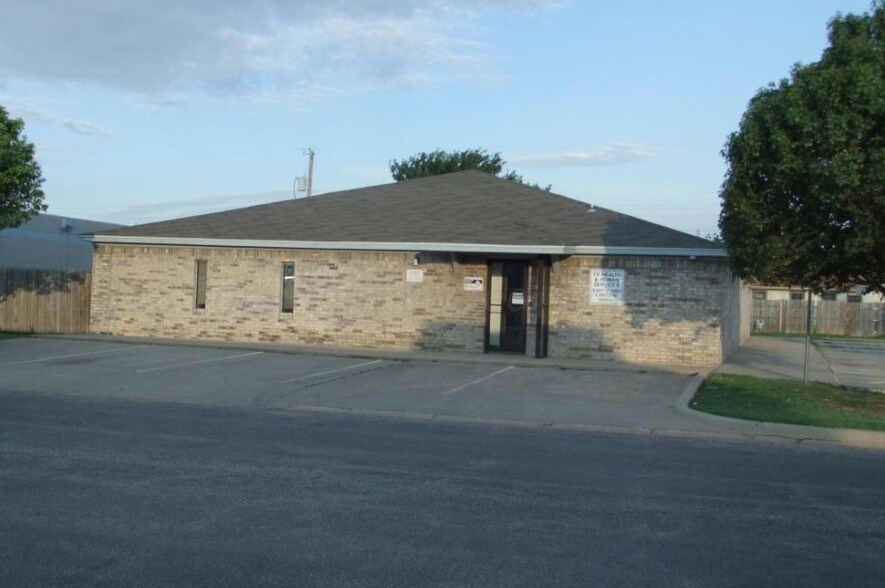 1517 N Banks St, Pampa, TX à vendre - Photo de l’immeuble – Image 2 sur 2