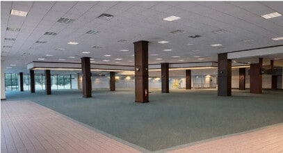 750-760 SE Maynard Rd, Cary, NC à louer Photo intérieure– Image 1 sur 5