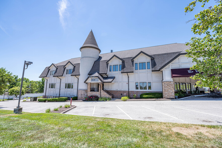 15480 Clayton Rd, Ballwin, MO à louer - Photo de l’immeuble – Image 2 sur 3