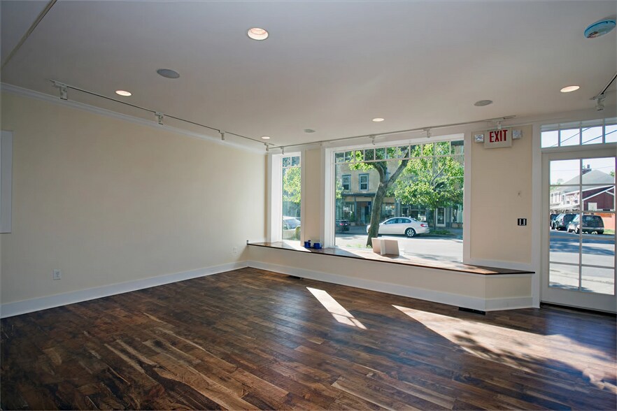 121-125 Main St, Cold Spring, NY à louer - Photo de l’immeuble – Image 2 sur 3