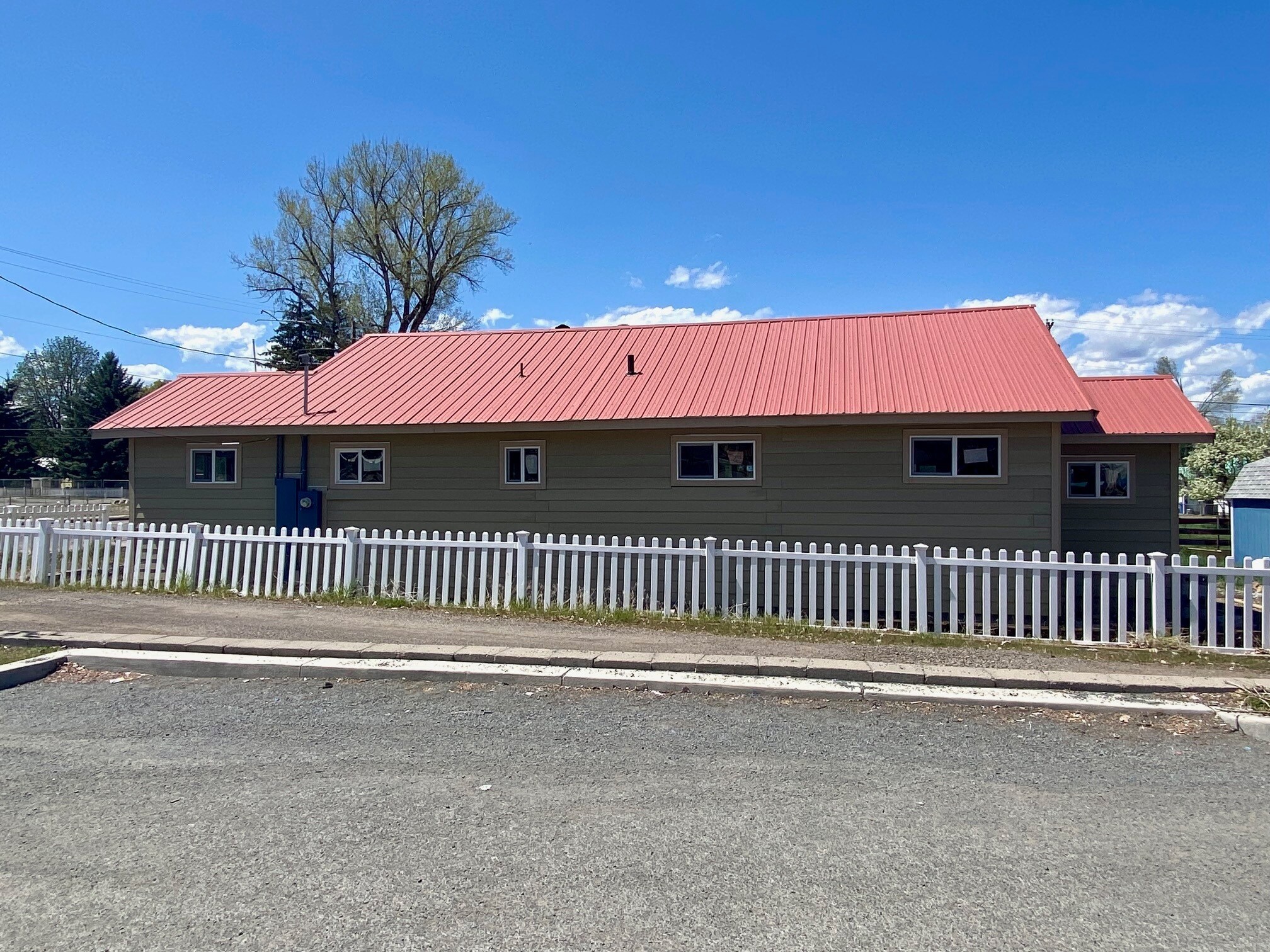 728 N 4th St, Lakeview, OR à vendre Photo principale– Image 1 sur 12