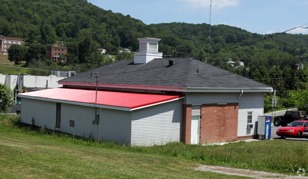 1000 Highland Ave, Bluefield, WV à louer - Photo de l’immeuble – Image 2 sur 2