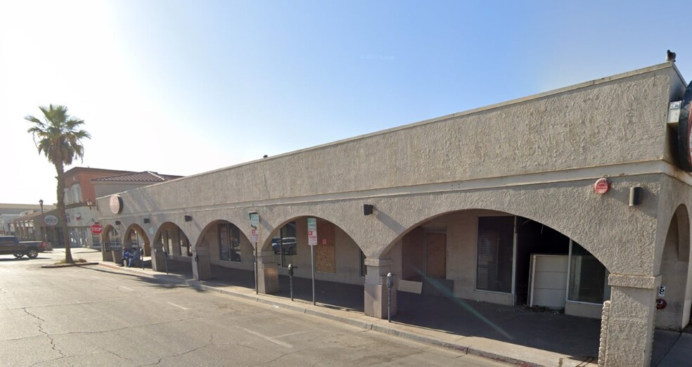 123 Paulin Ave, Calexico, CA à louer - Photo de l’immeuble – Image 2 sur 5