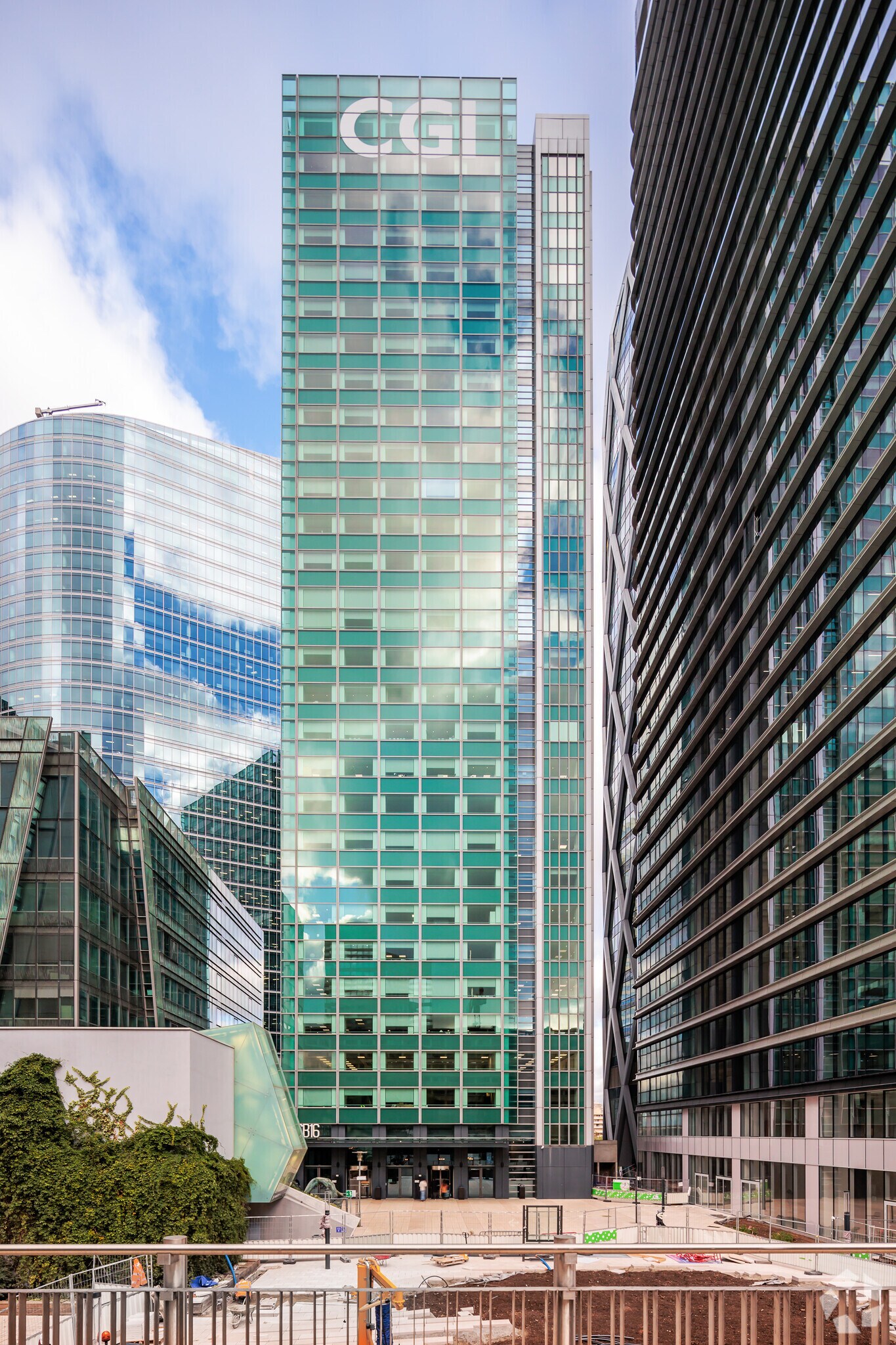 17 Place Des Reflets, Courbevoie à louer Photo principale– Image 1 sur 6
