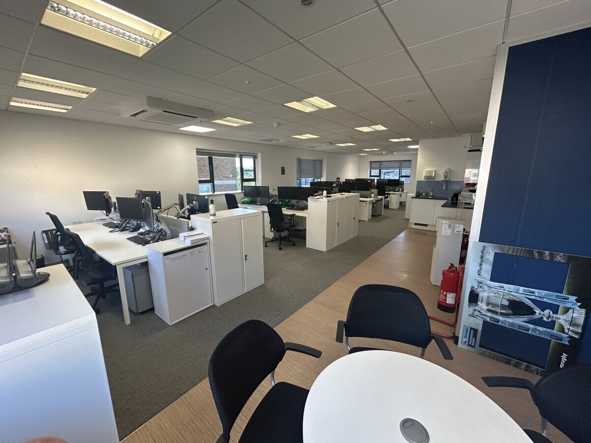 Old Gloucester Rd, Bradley Stoke, SGC BS16 1GW - Lot A4 -  - Photo intérieure - Image 2 of 2