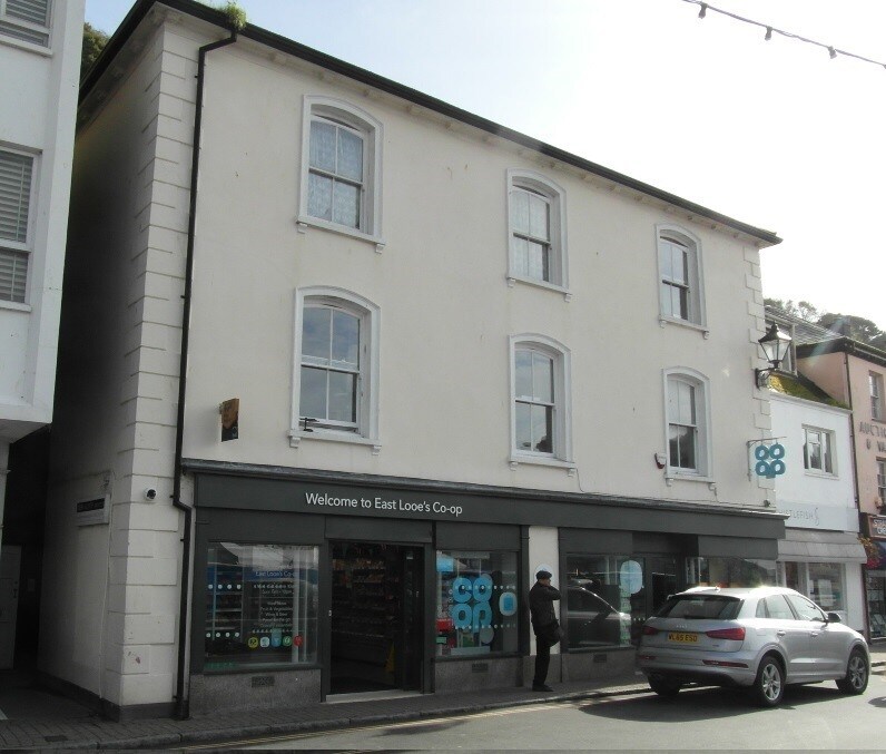 6 Fore St, Looe à louer Photo principale– Image 1 sur 3