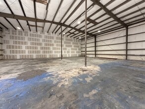 2393 Bellevue Avenue Ext, Daytona Beach, FL à louer Photo intérieure– Image 1 sur 3