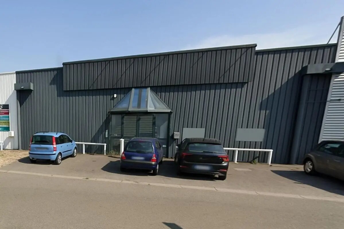 Local commercial dans Portet-sur-Garonne à louer Photo de l’immeuble– Image 1 sur 2