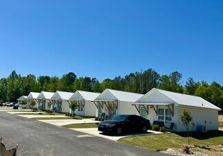 Plus de détails pour 20 Massey Dr, Phenix City, AL - Logement à vendre
