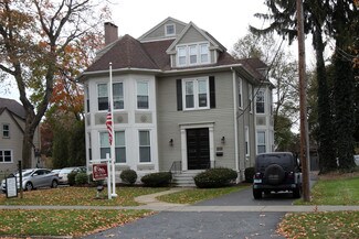 Plus de détails pour 2083 Main St, Stratford, CT - Bureau à vendre
