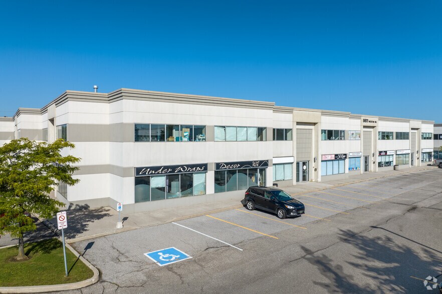 8611 Weston Rd, Vaughan, ON à louer - Photo de l’immeuble – Image 2 sur 4