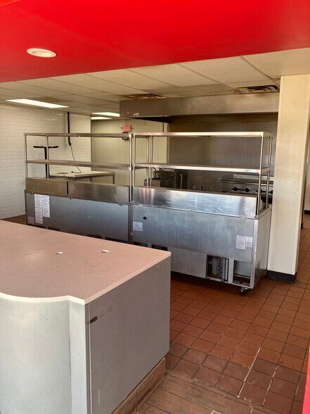 2110 W 5th St, Plainview, TX à vendre - Photo intérieure – Image 3 sur 44