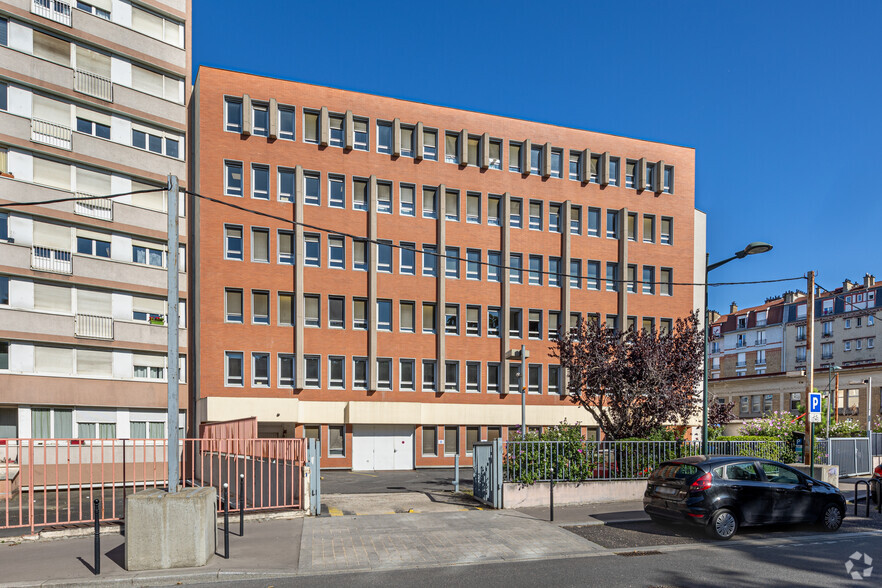 2 Rue Du 19 Mars 1962, Clichy à louer - Photo principale – Image 1 sur 2