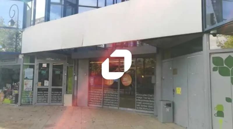 Local commercial dans Saint-Maur-des-Fossés à louer - Photo de l’immeuble – Image 3 sur 5