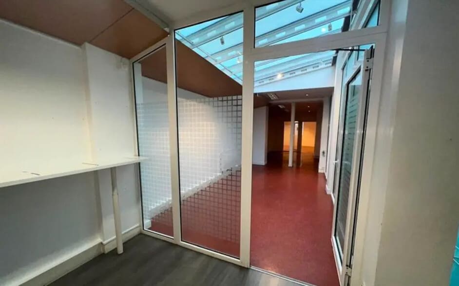 Bureau dans Paris à vendre - Photo de l’immeuble – Image 3 sur 6