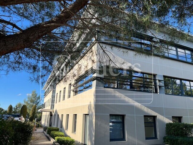 Plus de détails pour 320 Avenue Archimède, Aix-en-Provence - Bureau à louer