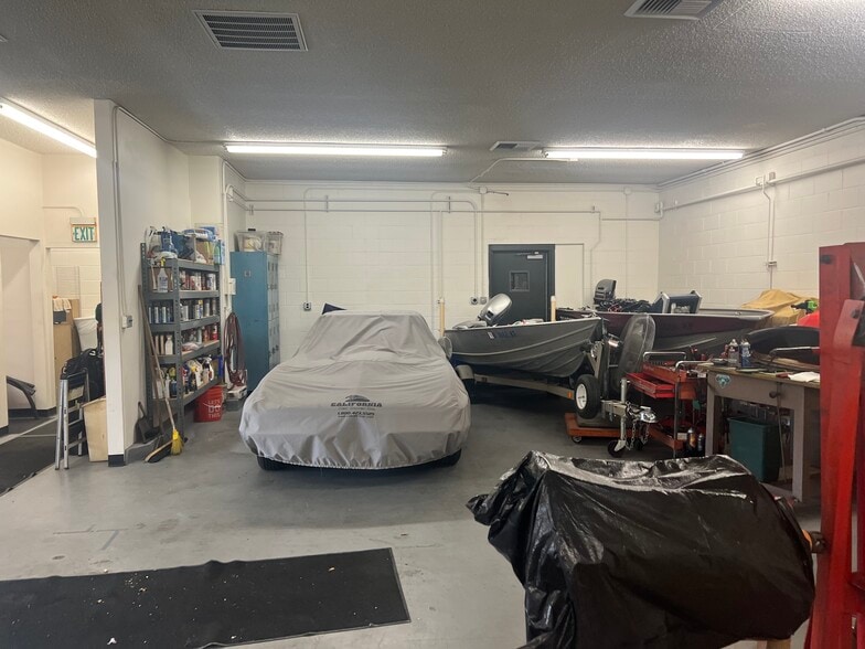 55 S Wells Ave, Reno, NV à louer - Photo intérieure – Image 2 sur 5