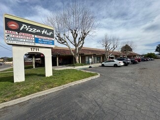 Plus de détails pour 1707-1711 E Valley Pky, Escondido, CA - Local commercial à louer