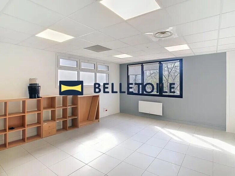 Bureau dans Maisons-Alfort à louer - Photo intérieure – Image 2 sur 6