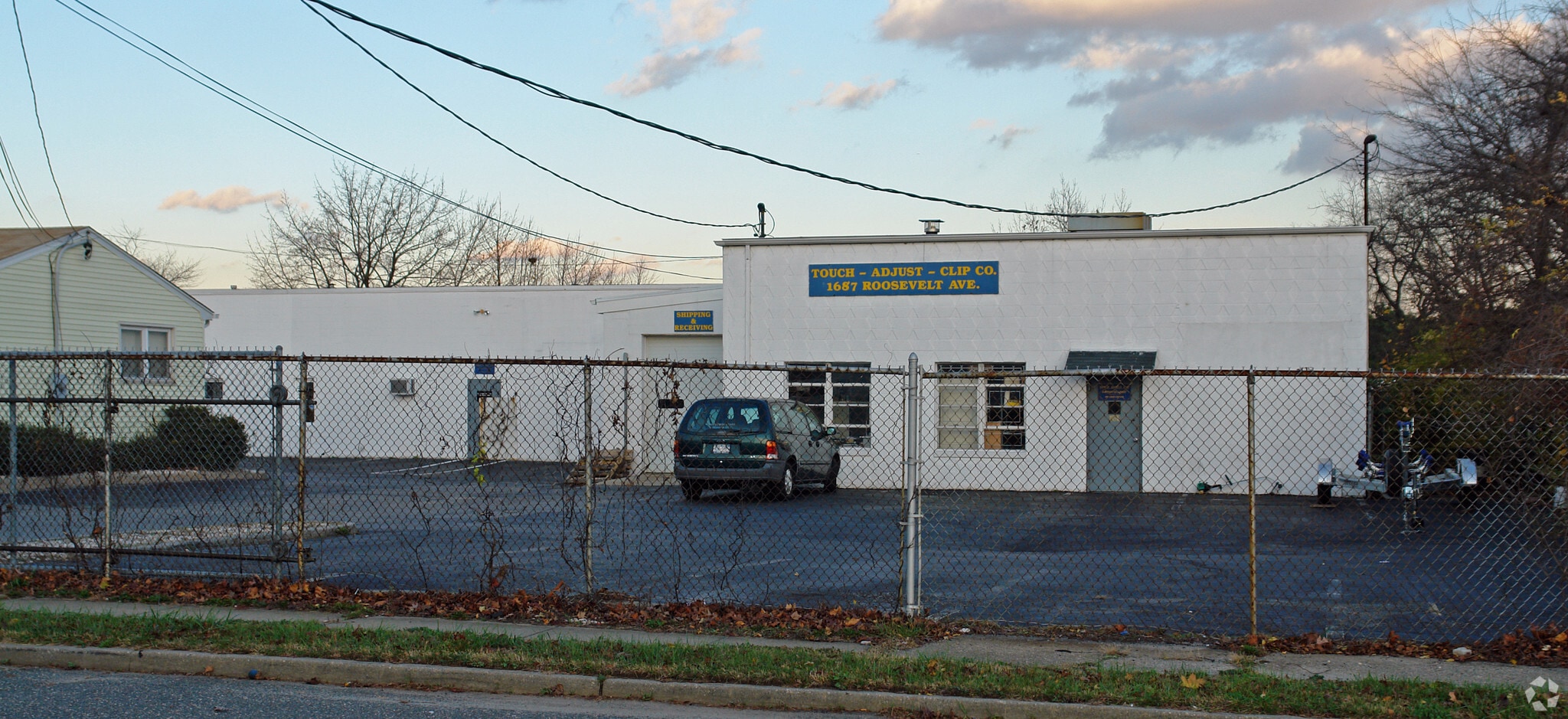 1687 Roosevelt Ave, Bohemia, NY à vendre Photo principale– Image 1 sur 3